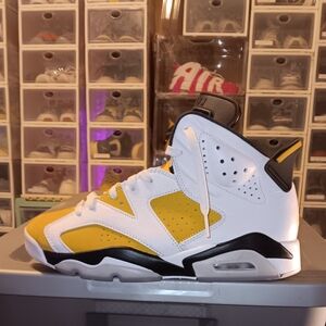 JORDAN 6 YELLOW OCHRE 2023